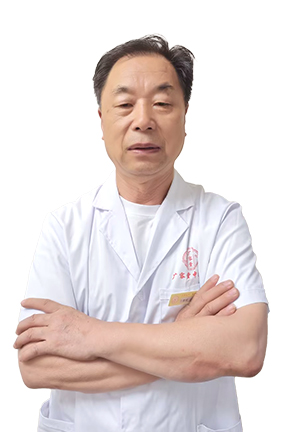 王泳初.jpg